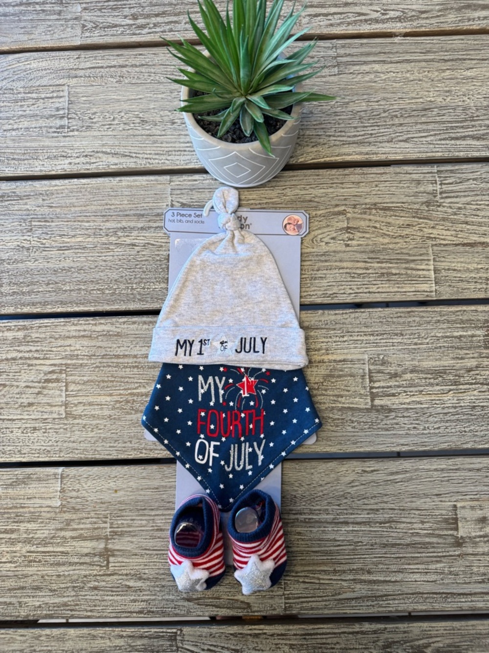 Babies 3-Piece 1st 4th July Celebration Hat, Bib & Booties Set - Gray, Navy, Red